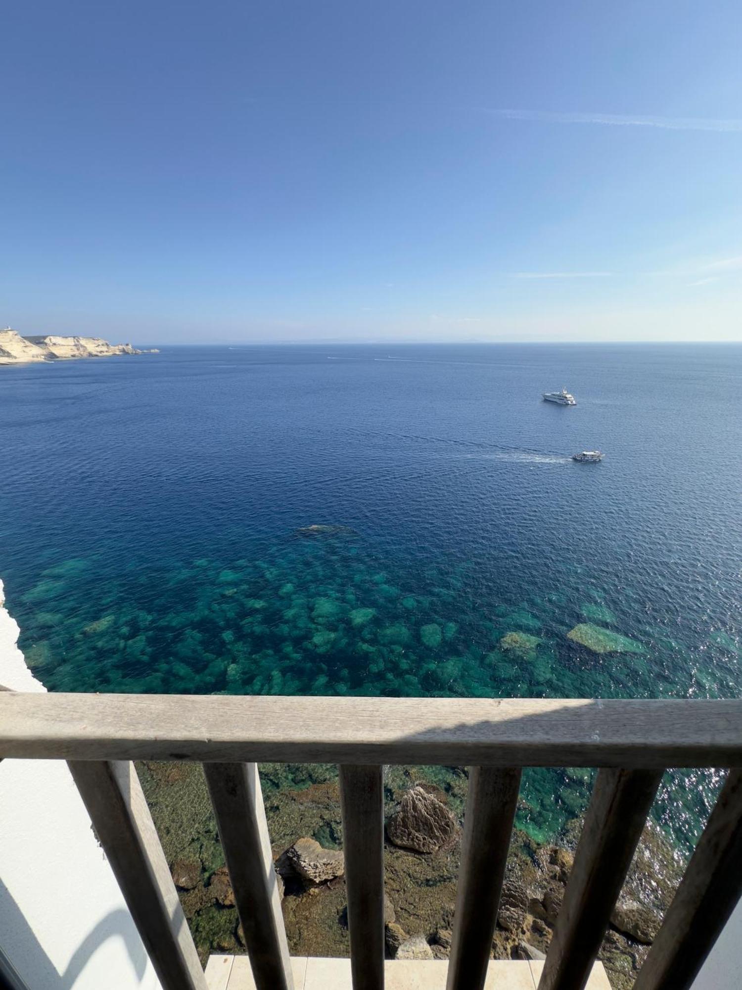 Entre Ciel Et Mer Hotel Бонифачо Екстериор снимка