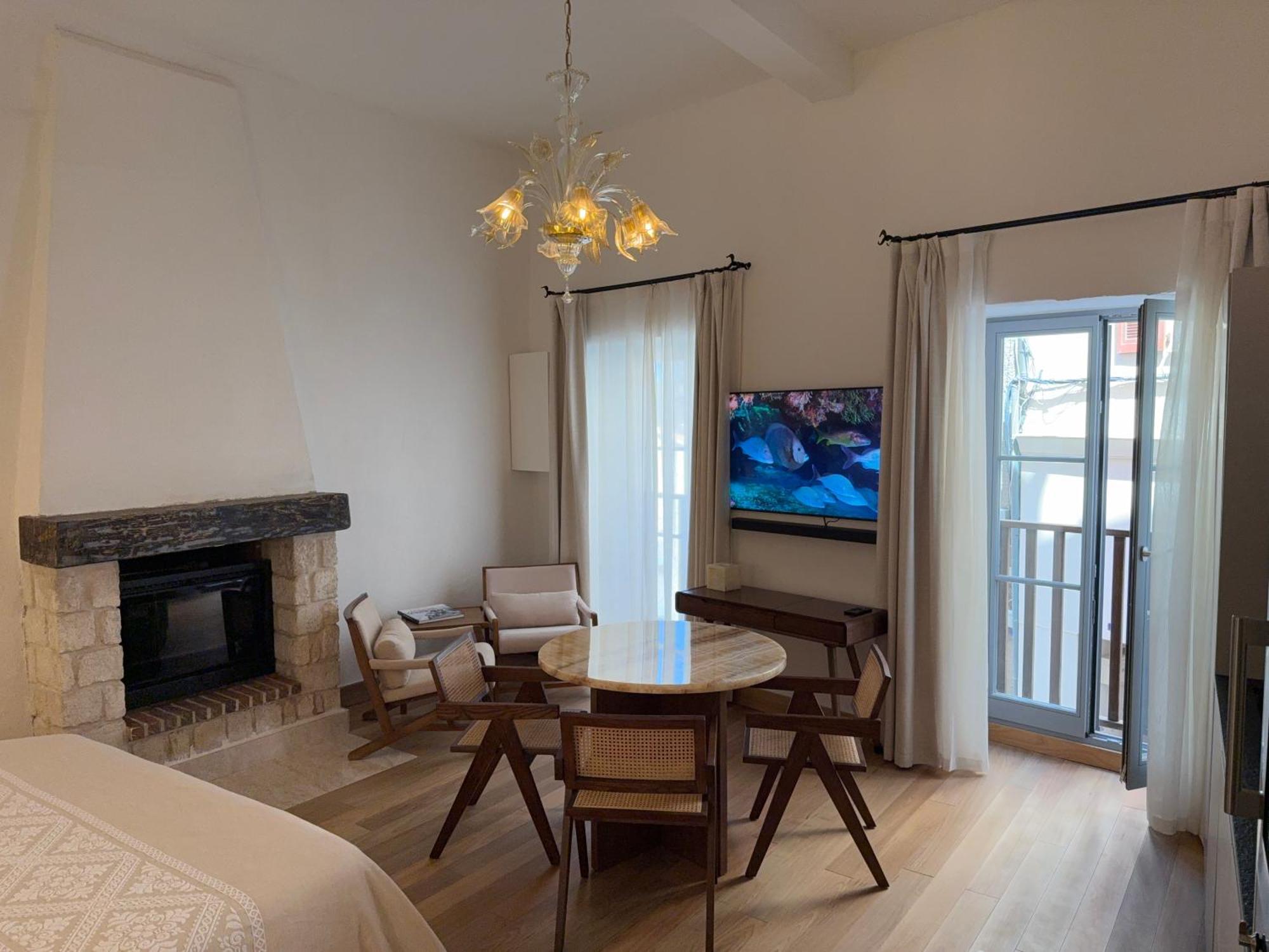 Entre Ciel Et Mer Hotel Бонифачо Екстериор снимка