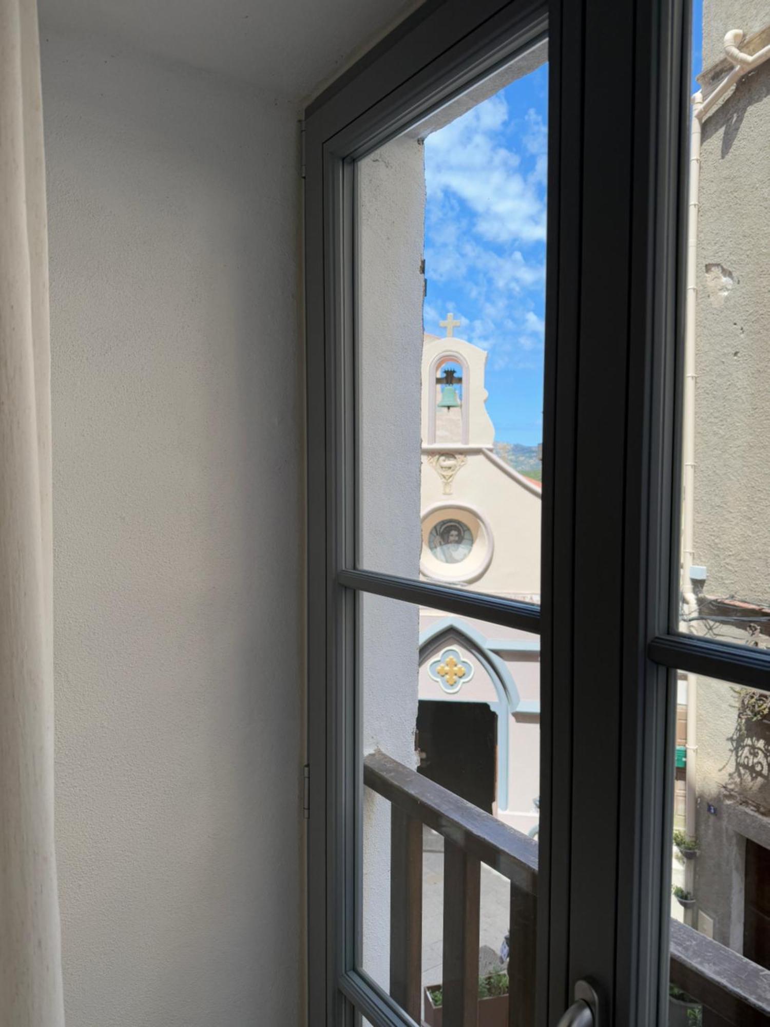 Entre Ciel Et Mer Hotel Бонифачо Екстериор снимка